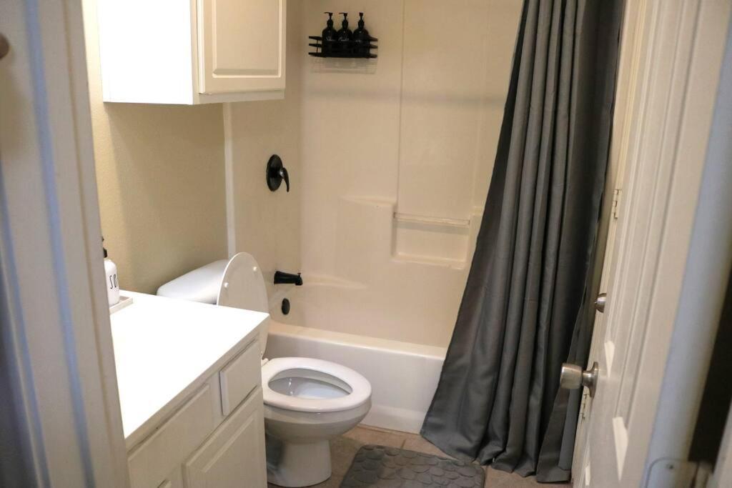 Lubbock Haven 3Beds, 3 Baths Apartment Bagian luar foto