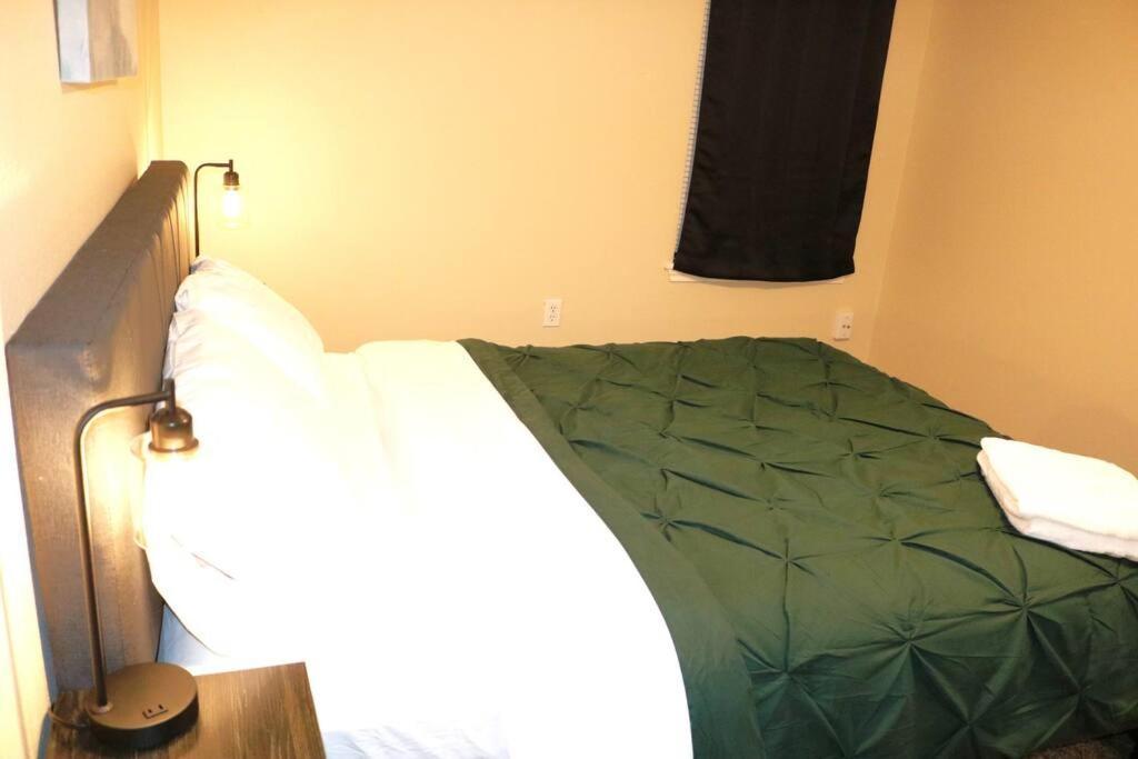 Lubbock Haven 3Beds, 3 Baths Apartment Bagian luar foto